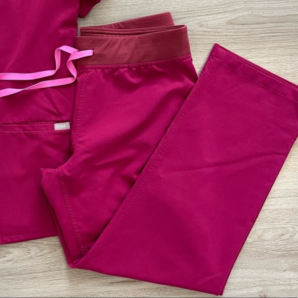 Figs Medium scrub medium Livingston petite pants